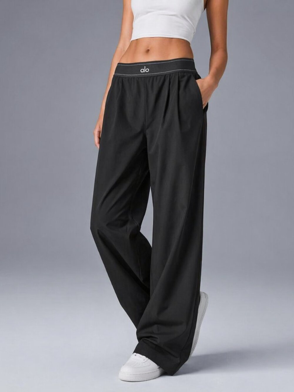 Women's Black Commuting Yoga Pants ALO Yoga🔥Regular inner seam length 30 inche - Picture 10 of 10